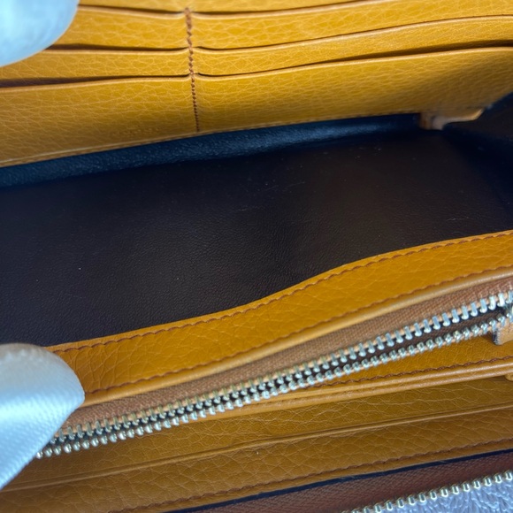 Gucci Orange Leather Soho Zip Continental Wallet w/Box - Picture 6 of 17